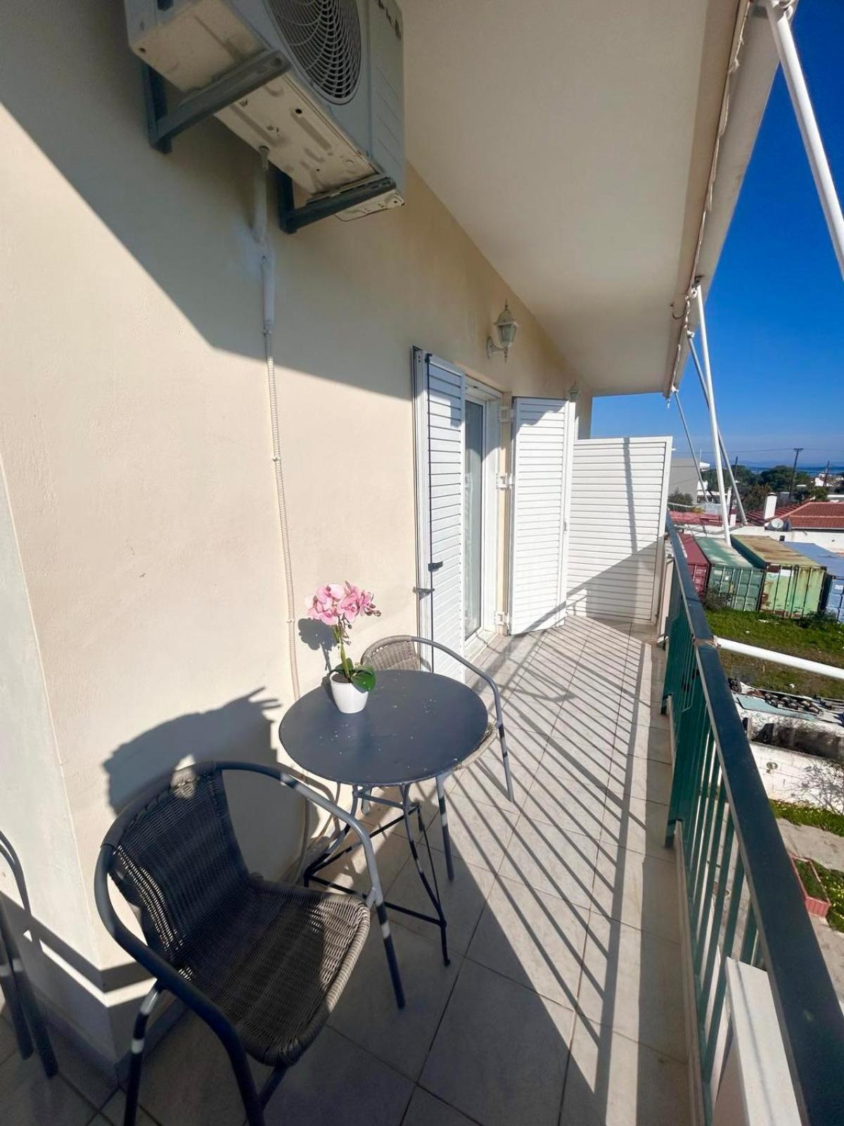 Aktis Apartment Near Airport Artemida  Exteriör bild